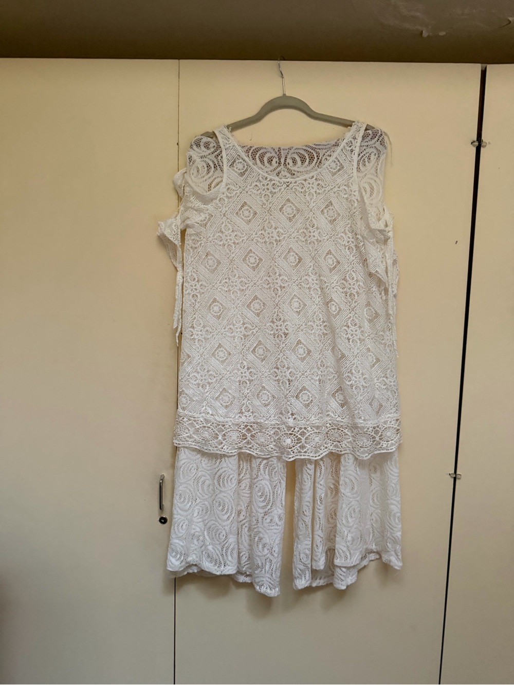 Women's White Lace Cold-Shoulder top and wide pans.